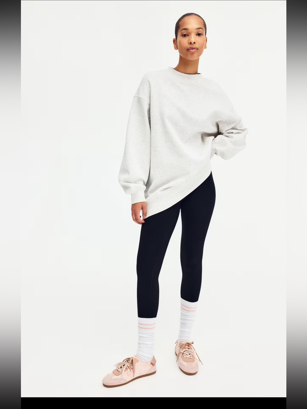 NWT H&M Light Cream Crewneck Oversized Sweatshirt Sweater